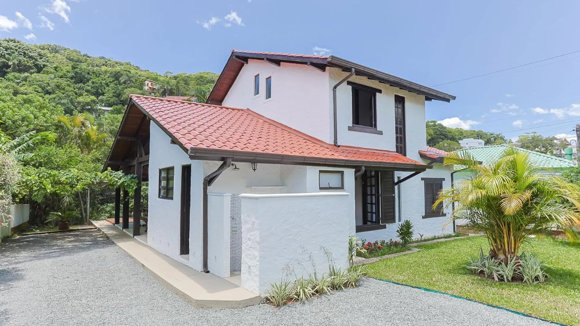 Casa Na Lagoinha Com Estilo Acoriano Mp7117 Florianópolis 0*,